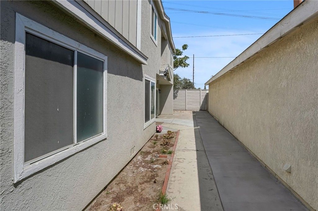 237 Orleans, Long Beach, CA 90805 — photo 4