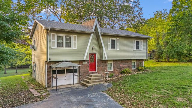 1029 South Aid Ave, West Plains, MO 65775