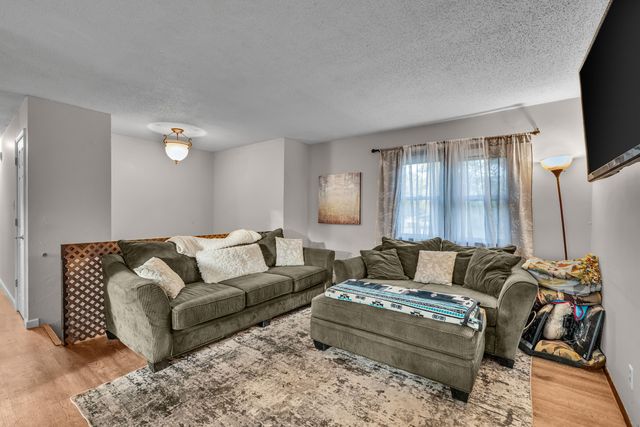 1029 South Aid Ave, West Plains, MO 65775