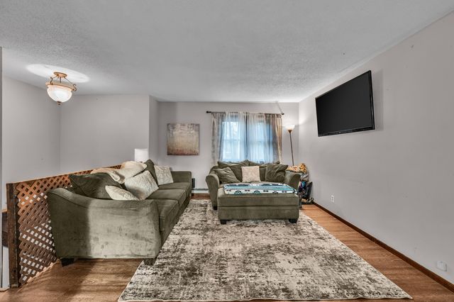 1029 South Aid Ave, West Plains, MO 65775