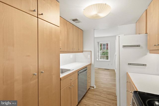 9101 BRONZE BELL CIR, Columbia, MD 21045