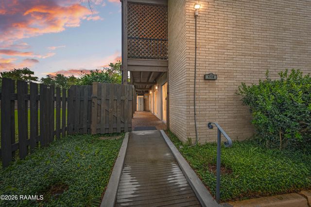 1008 S College Road 118, Lafayette, LA 70503