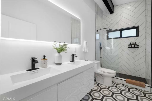 4300 Camello Road, Woodland Hills, CA 91364