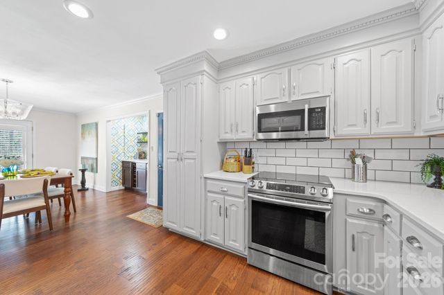 208 Falcon Drive, Concord, NC 28025