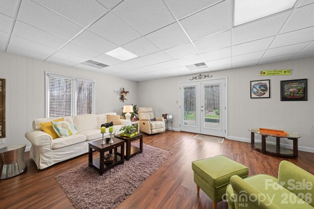 208 Falcon Drive, Concord, NC 28025