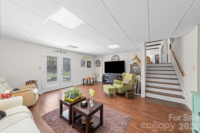 208 Falcon Drive, Concord, NC 28025