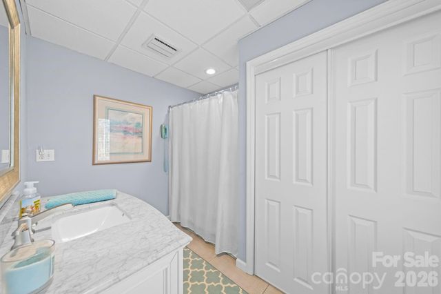 208 Falcon Drive, Concord, NC 28025