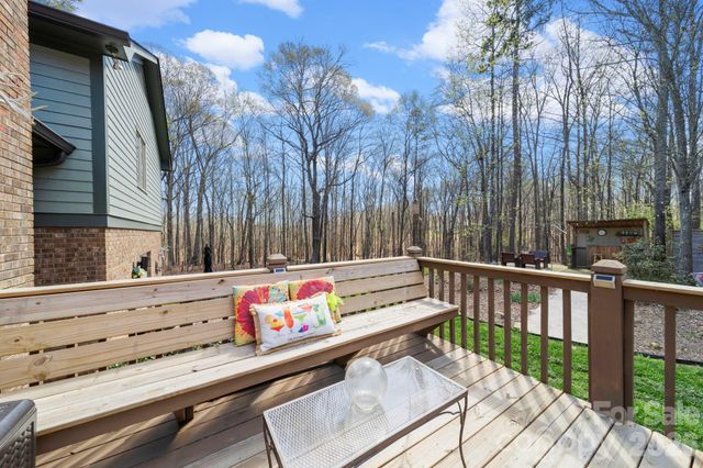 208 Falcon Drive, Concord, NC 28025