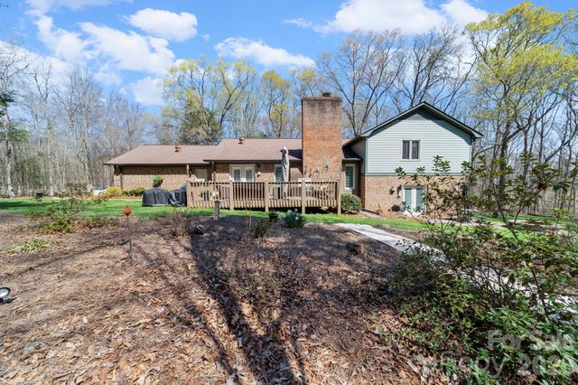 208 Falcon Drive, Concord, NC 28025