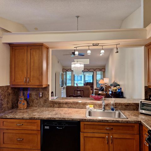 10110 Andrea Lane A, Boynton Beach, FL 33437