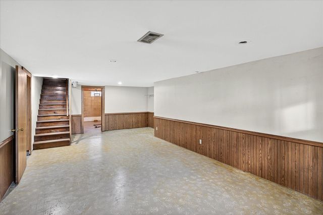 26498 371st Avenue, Henderson, MN 56044