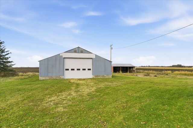 26498 371st Avenue, Henderson, MN 56044