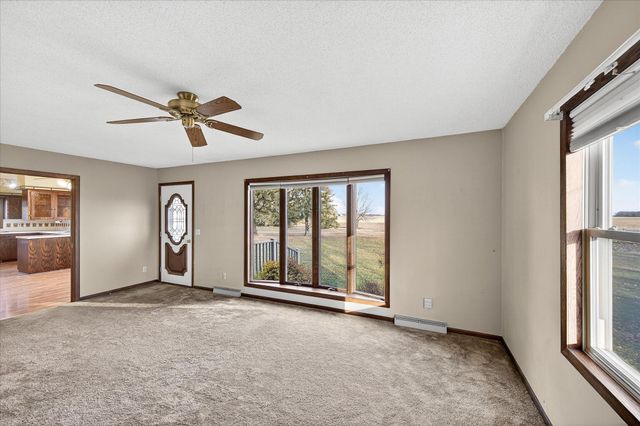 26498 371st Avenue, Henderson, MN 56044