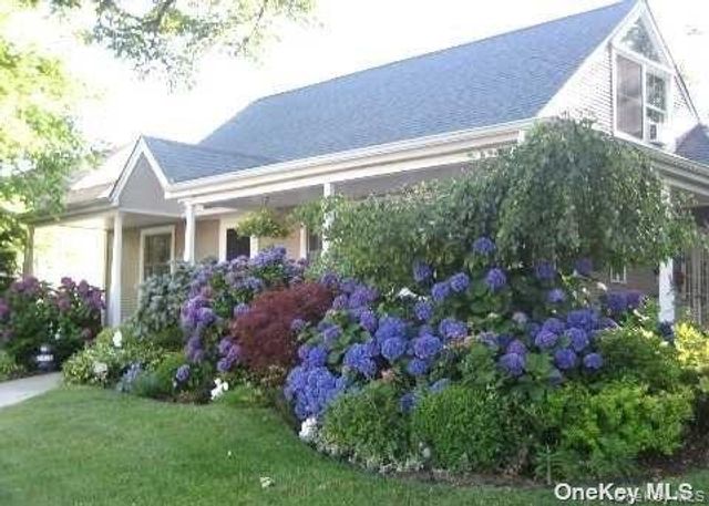 207 Jefferson Avenue House, Island Park, NY 11558