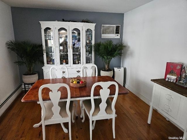 207 Jefferson Avenue House, Island Park, NY 11558