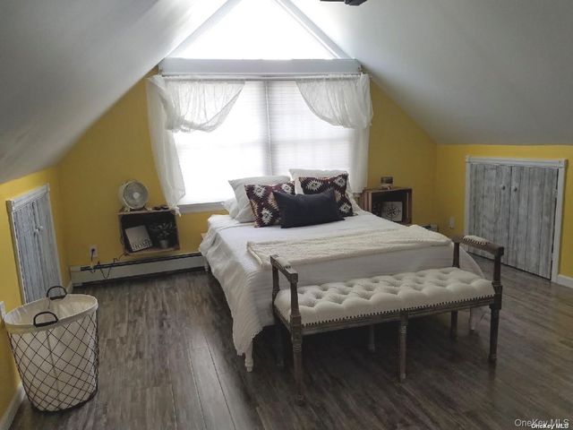 207 Jefferson Avenue House, Island Park, NY 11558