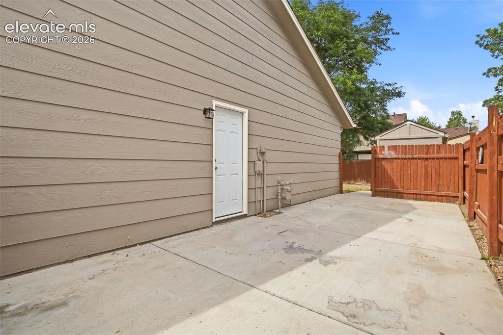 960 Crandall Drive, Colorado Springs, CO 80911 — photo 4