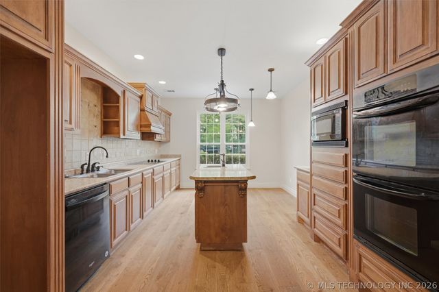 601 Thousand Oaks, Cartwright, OK 74731