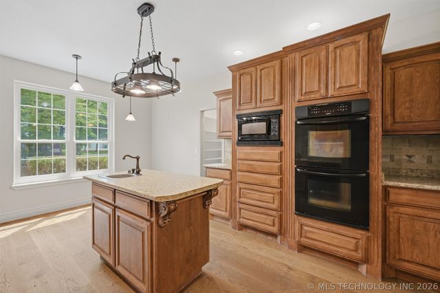 601 Thousand Oaks, Cartwright, OK 74731