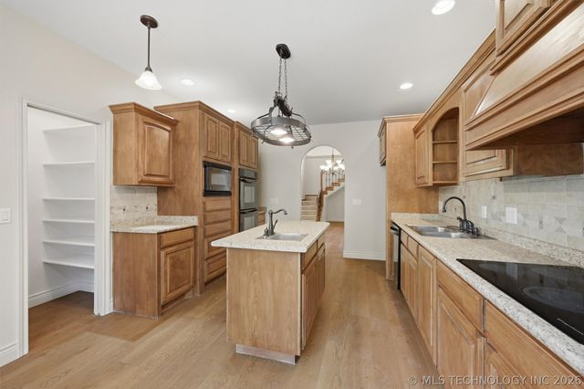 601 Thousand Oaks, Cartwright, OK 74731