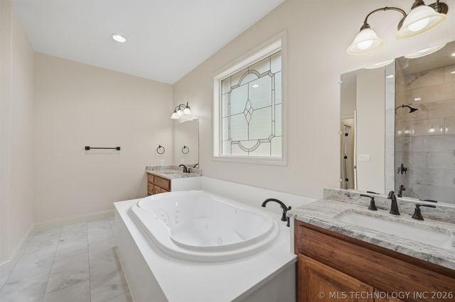 601 Thousand Oaks, Cartwright, OK 74731