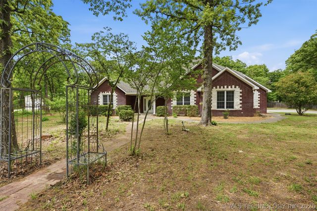 601 Thousand Oaks, Cartwright, OK 74731