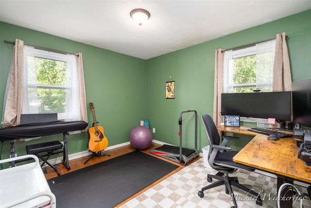 2665 Burton Street, Grand Rapids, MI 49546