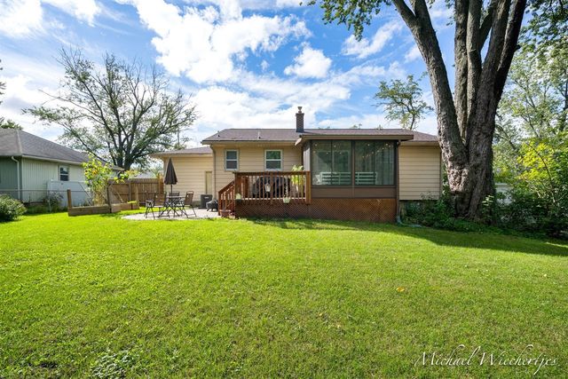 2665 Burton Street, Grand Rapids, MI 49546