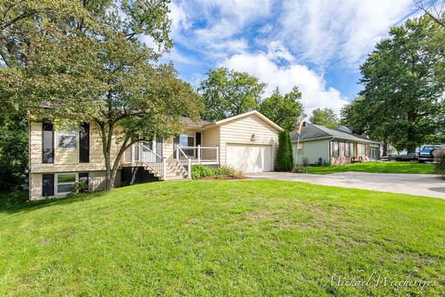 2665 Burton Street, Grand Rapids, MI 49546