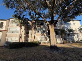 5124 CONROY ROAD 627, Orlando, FL 32811