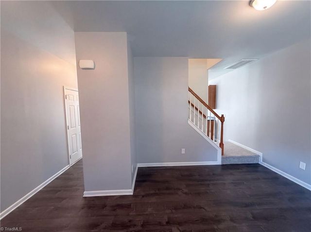 518 Macgregor Drive, Burlington, NC 27217