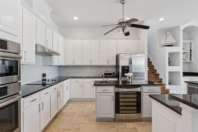 1700 LAKE ROBERTS COURT, Windermere, FL 34786