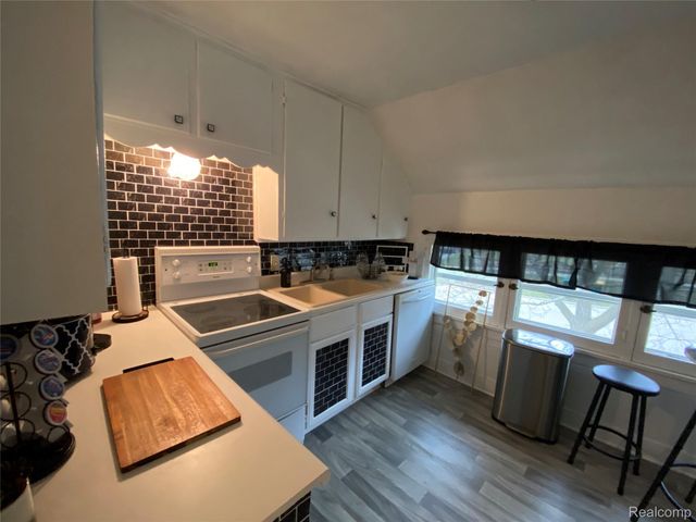 315 N Maple Street, Flushing, MI 48433