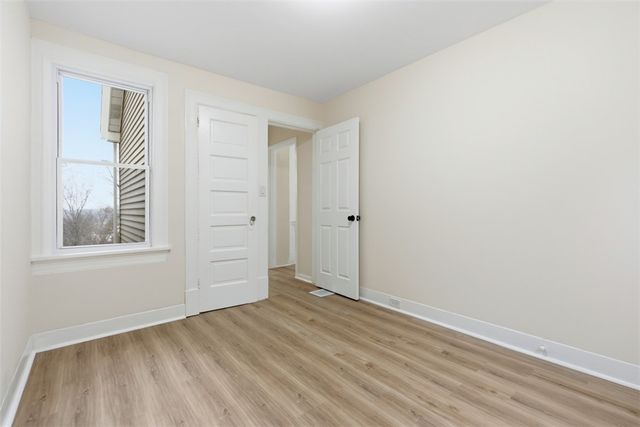 13 Marchmont St, Ingram, PA 15205