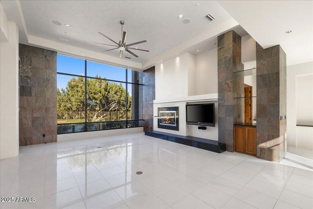 65 CRYSTAL SKY Drive, Sedona, AZ 86351