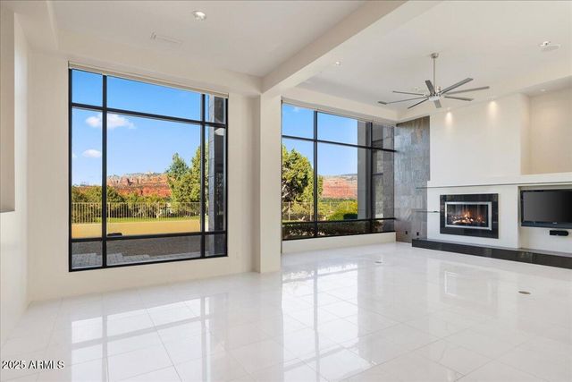 65 CRYSTAL SKY Drive, Sedona, AZ 86351