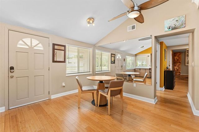 601 45TH STREET N, St Petersburg, FL 33713