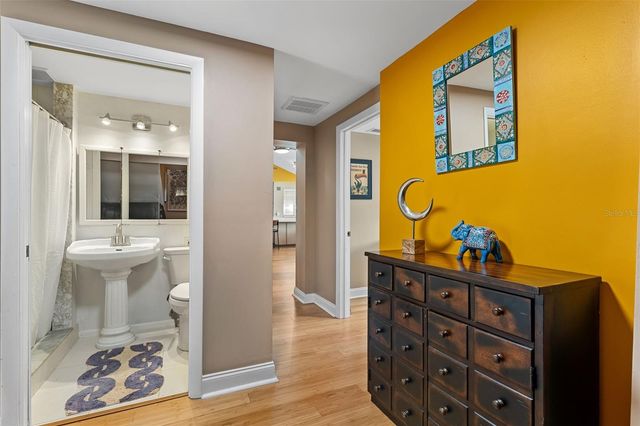 601 45TH STREET N, St Petersburg, FL 33713