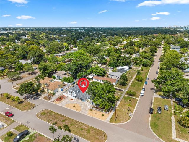 601 45TH STREET N, St Petersburg, FL 33713