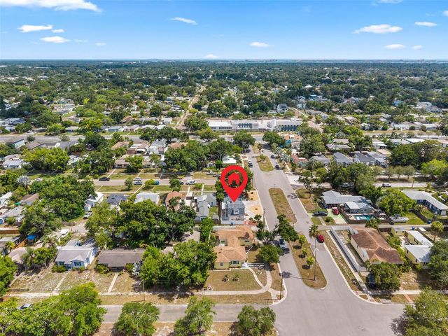 601 45TH STREET N, St Petersburg, FL 33713