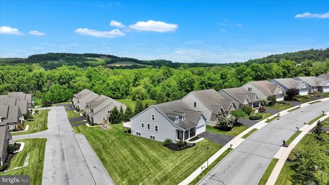 425 WESTBURY DR, Reading, PA 19610