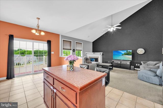 425 WESTBURY DR, Reading, PA 19610