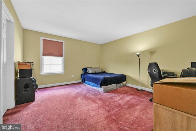 425 WESTBURY DR, Reading, PA 19610