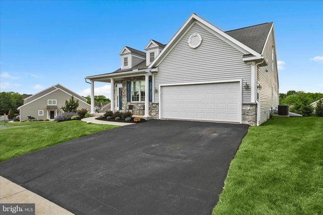 425 WESTBURY DR, Reading, PA 19610