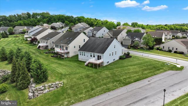 425 WESTBURY DR, Reading, PA 19610