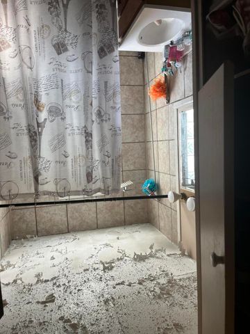 327 N Grand Boulevard, Gary, IN 46403