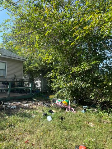 327 N Grand Boulevard, Gary, IN 46403