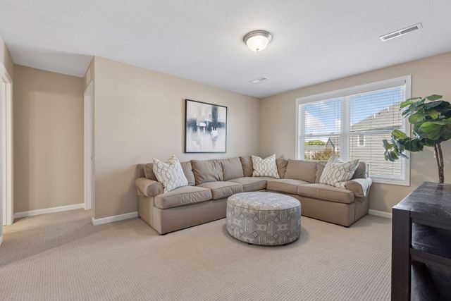 16736 Wuttke Crossing, Eden Prairie, MN 55347