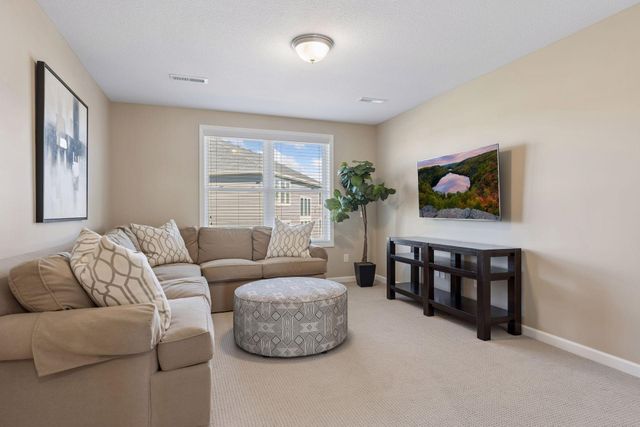 16736 Wuttke Crossing, Eden Prairie, MN 55347
