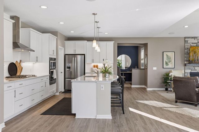 16736 Wuttke Crossing, Eden Prairie, MN 55347